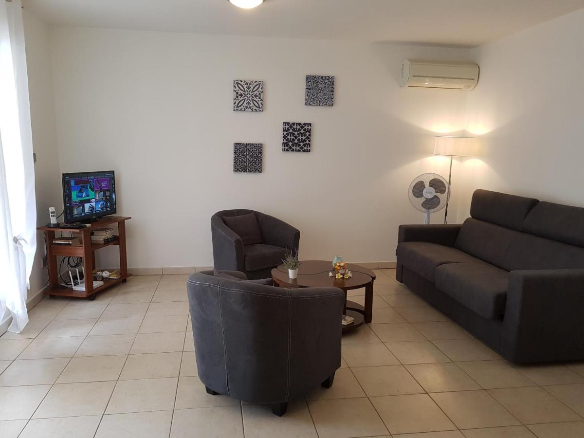 Appartamento La Perle Marine Saint-Leu Esterno foto